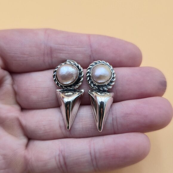 Sterling Silver Genuine Pearl Unique Design Earrings A5349 - Picture 1 of 7